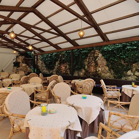 Hotel Salus Lignano Sabbiadoro Buitenkant foto