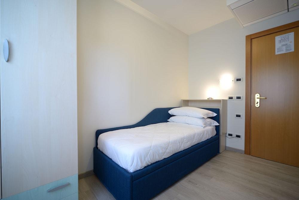 Hotel Salus Lignano Sabbiadoro Buitenkant foto
