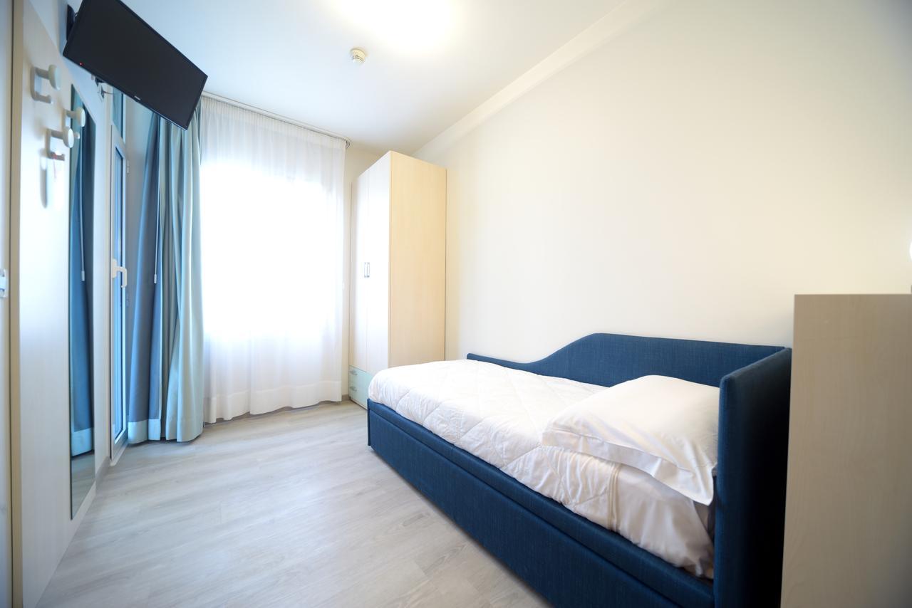 Hotel Salus Lignano Sabbiadoro Buitenkant foto